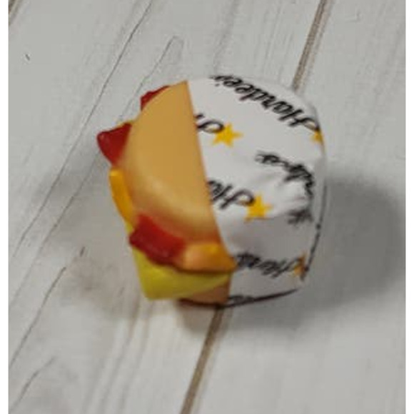 Zuru Mini Brands Foodies Hardee's Breakfast Sandwich Barbie Doll Fast Foods - Picture 1 of 3
